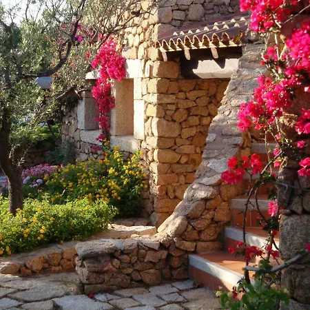 アパート L'ea Di Lavru - Mono-bilo-trilocali ポルト・サン・パーオロ