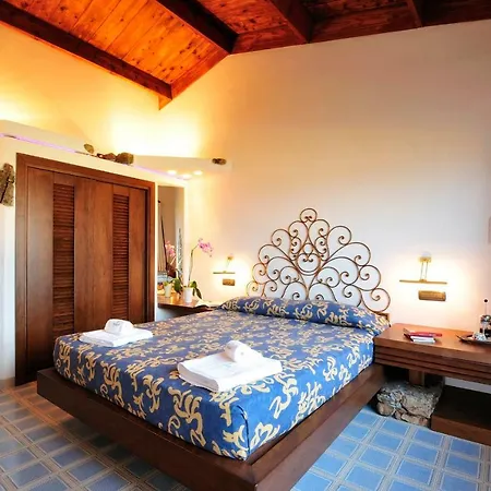 L'ea Di Lavru - Mono-bilo-trilocali アパート *